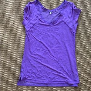 Lululemon Tshirt size 4